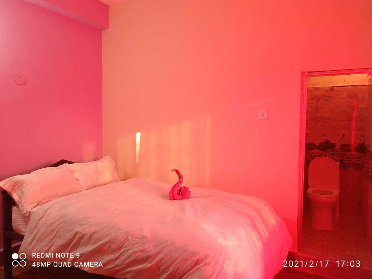 Hotel National Park Sauraha- Homely Stay And Peaceful Location With Jungle Safari Arrangements Exterior photo