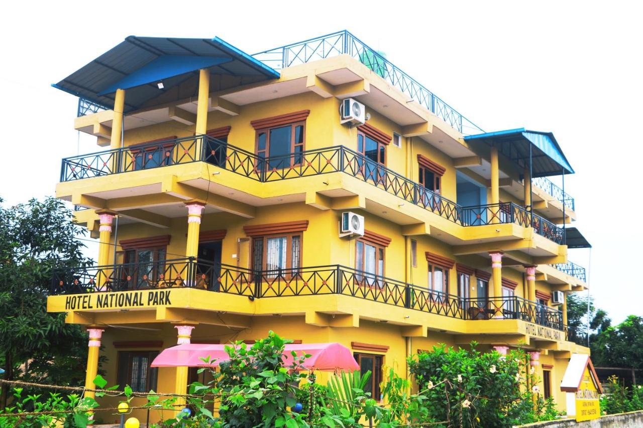 Hotel National Park Sauraha- Homely Stay And Peaceful Location With Jungle Safari Arrangements Exterior photo