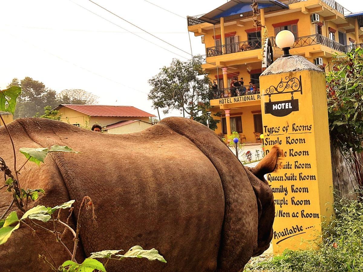 Hotel National Park Sauraha- Homely Stay And Peaceful Location With Jungle Safari Arrangements Exterior photo