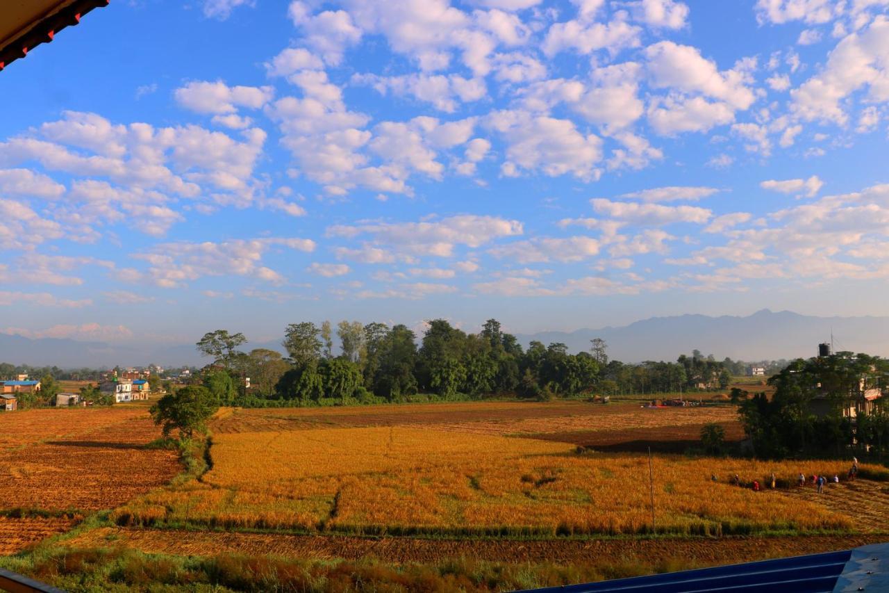 Hotel National Park Sauraha- Homely Stay And Peaceful Location With Jungle Safari Arrangements Exterior photo